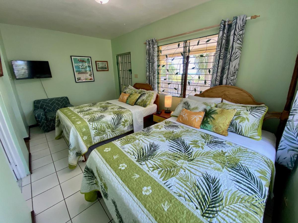 The Blue Orchid B&B Montego Bay Eksteriør billede